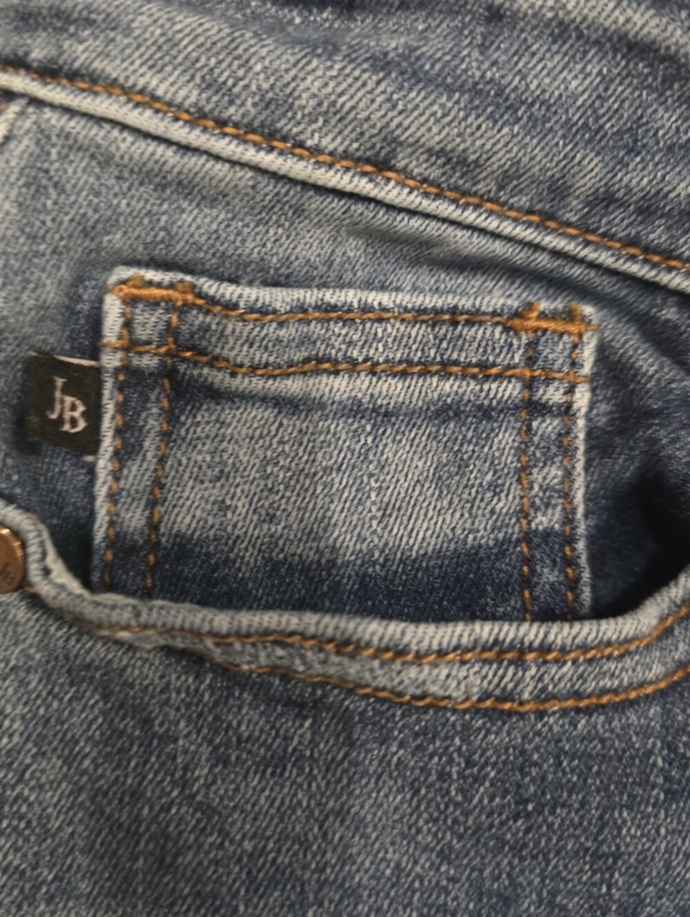 Judy Blue Cropped Bootcut Jeans 5/27 Medium Wash Raw Hem Boutique Favorite Trend - Picture 4 of 10